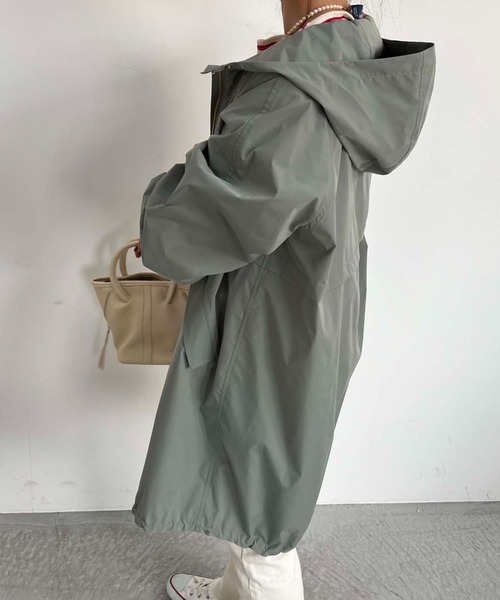 Doux archives（ドゥアルシーヴ）の「コクーンシルエットマウンテンパーカー（ミリタリージャケット・レディース・アイボリー/ブラック/カーキ・FREE）」の7枚目の写真