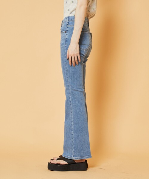 FREAK'S STORE(フリークスストア)の「SOMETHING/サムシング LISA FLARE/リサフレアデニム(デニムパンツ・レディース・ブルー/ネイビー・XS/M/S)」の19枚目の写真