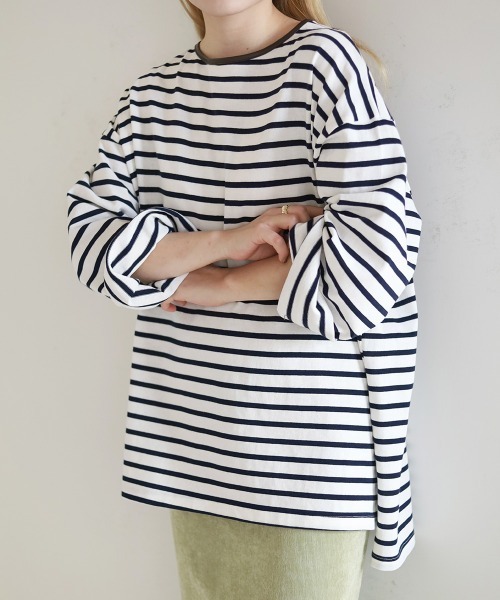 Bab（バブ）の「ビックシルエットボーダー袖ボリュームトップス（Tシャツ/カットソー・レディース・ブルー/ライトグリーン/ネイビー/ピンク/ブラウン・FREE）」の17枚目の写真