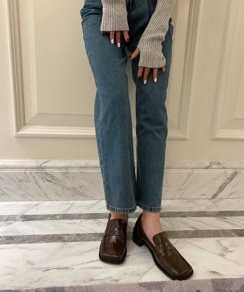 tukn.（トゥクン）の「【tukn.】スクエアトゥヒールローファー / スクエアトゥチャンキーピースソールローファー（ローファー・レディース・ブラック/アイボリー/ブラウン・22.5㎝/22.5cm/24.0cm/23.0cm/24.5cm/23.5cm）」の14枚目の写真