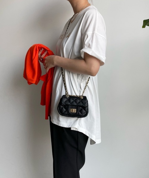 DouDou（ドゥドゥ）の「BLANCA T（Tシャツ/カットソー・レディース・チャコールグレー/オフホワイト/グレイッシュベージュ・FREE）」の20枚目の写真