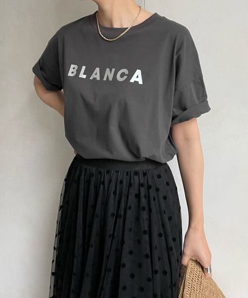 DouDou（ドゥドゥ）の「BLANCA T（Tシャツ/カットソー・レディース・チャコールグレー/オフホワイト/グレイッシュベージュ・FREE）」の12枚目の写真