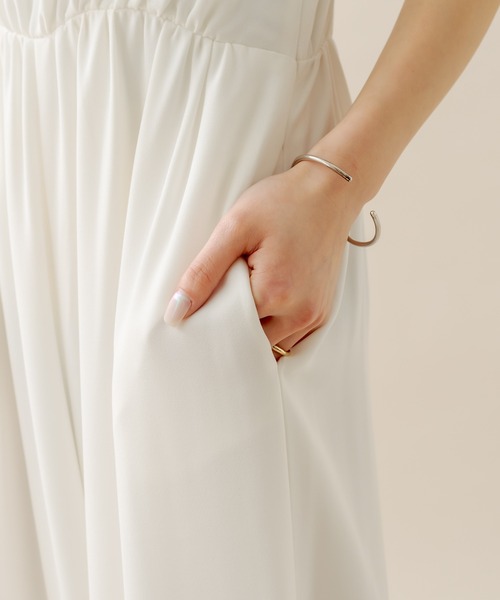 mline（エムライン）の「[mline] キャミサロペット（サロペット/オーバーオール・レディース・オフホワイト/ブラック/ベージュ・FREE）」の13枚目の写真