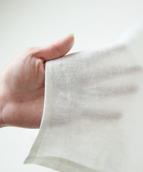 and it_(アンドイット)の「バンドカラードルマンブラウス(シャツ/ブラウス・レディース・アイボリー/ストライプ/チェック・M-L)」の16枚目の写真