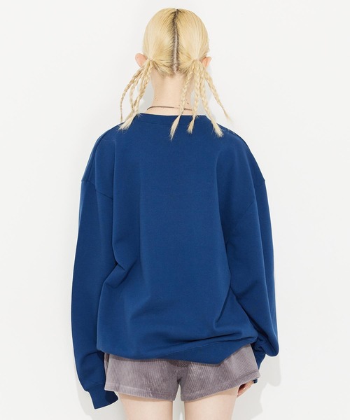 X-girl（エックスガール）の「COLLEGE LOGO CREW SWEAT TOP（スウェット・レディース・ネイビー/バーガンディー/チャコール・S/M/L/XL）」の6枚目の写真