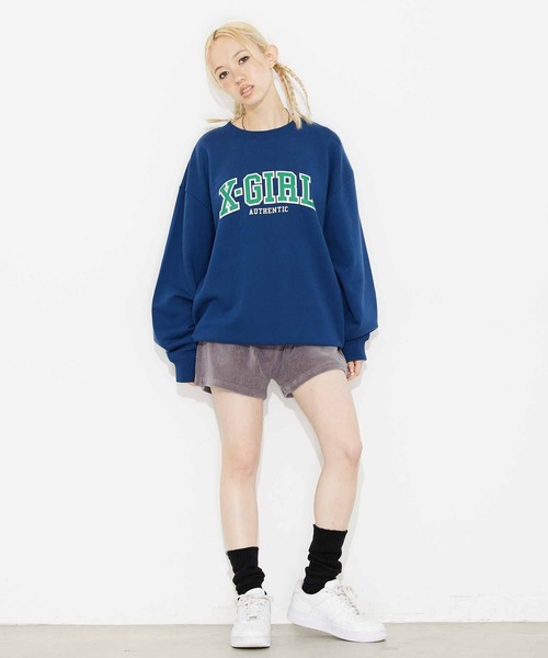 X-girl（エックスガール）の「COLLEGE LOGO CREW SWEAT TOP（スウェット・レディース・ネイビー/バーガンディー/チャコール・S/M/L/XL）」の4枚目の写真