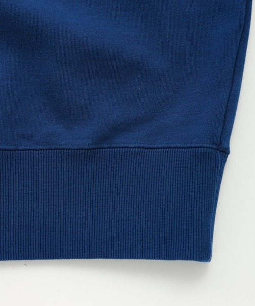 X-girl（エックスガール）の「COLLEGE LOGO CREW SWEAT TOP（スウェット・レディース・ネイビー/バーガンディー/チャコール・S/M/L/XL）」の7枚目の写真