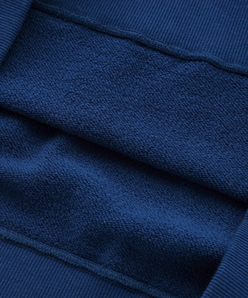 X-girl（エックスガール）の「COLLEGE LOGO CREW SWEAT TOP（スウェット・レディース・ネイビー/バーガンディー/チャコール・S/M/L/XL）」の18枚目の写真