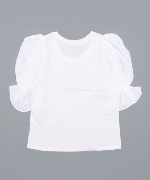 SNIDEL(スナイデル)の「ボリュームショルダーカットTOPS(Tシャツ/カットソー・レディース・ホワイト/ブラック/ラベンダー・FREE)」の18枚目の写真