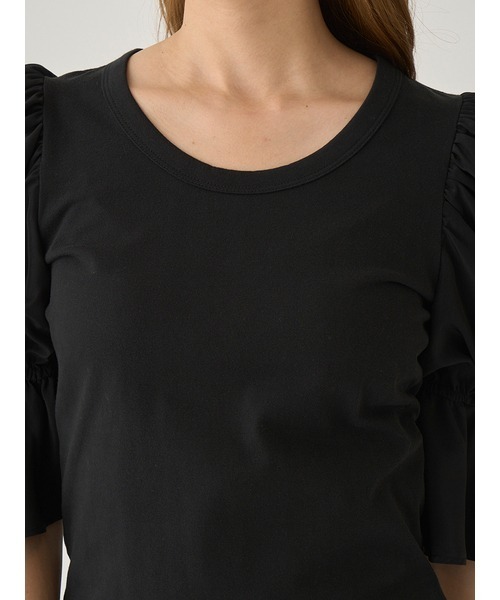 SNIDEL(スナイデル)の「ボリュームショルダーカットTOPS(Tシャツ/カットソー・レディース・ホワイト/ブラック/ラベンダー・FREE)」の11枚目の写真