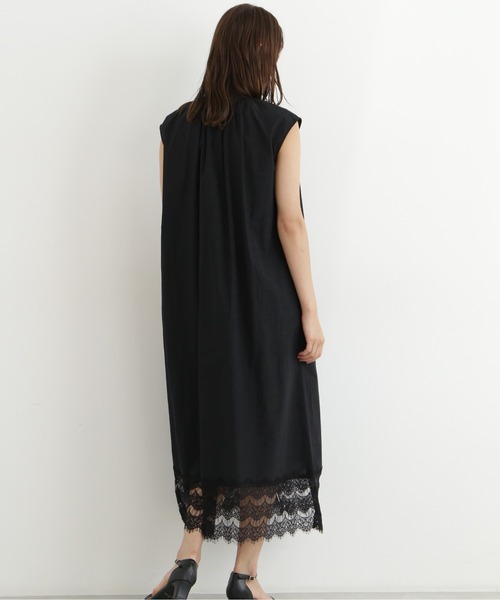 NATURAL BEAUTY BASIC（ナチュラルビューティーベーシック）の「裾レースワンピース（ワンピース・レディース・オフホワイト/ブラック・MEDIUM）」の9枚目の写真
