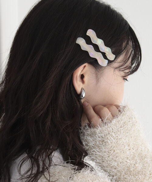 fredy emue(フレディエミュ)の「ウェーブクリップセット(バレッタ/ヘアクリップ・レディース・ピンク/グリーン/キナリ/ブラック系その他4・FREE)」の1枚目の写真