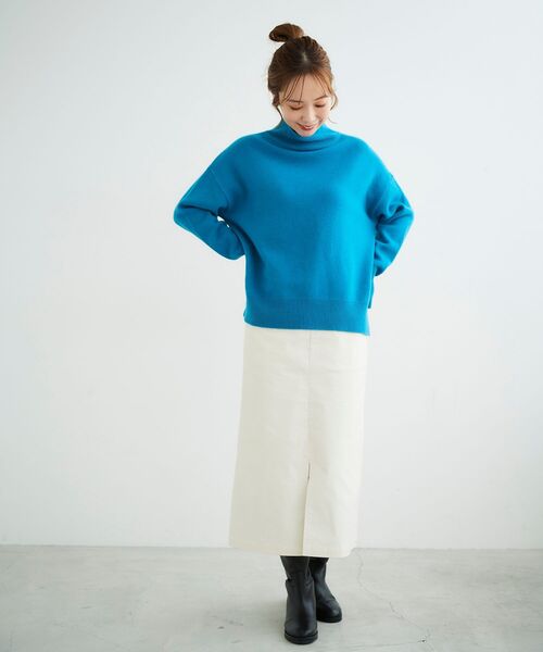 le.coeur blanc(ルクールブラン)の「シャンブレーコーデュロイストレートスカート(スカート・レディース・ネイビー/オフホワイト・38/36)」の12枚目の写真