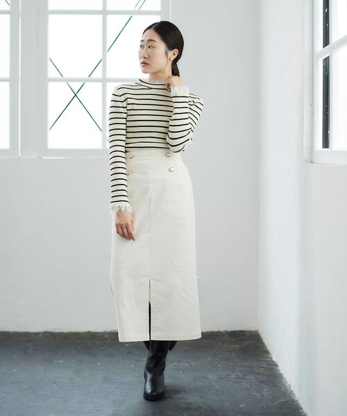 le.coeur blanc(ルクールブラン)の「シャンブレーコーデュロイストレートスカート(スカート・レディース・ネイビー/オフホワイト・38/36)」の16枚目の写真