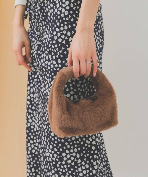 プチワンハンドルフェイクファーバッグ