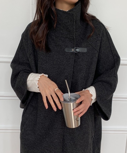 ECLIN(エクラン)の「スタンドカラーポンチョコート(Tシャツ/カットソー・レディース・ブラック/グリーン/モカ/ネイビー/ベージュ・L/M)」の2枚目の写真