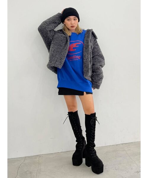 EMODA（エモダ）の「エンブレムモチーフスウェット（スウェット・レディース・ホワイト/ブラック/グレー/ブルー・FREE）」の9枚目の写真