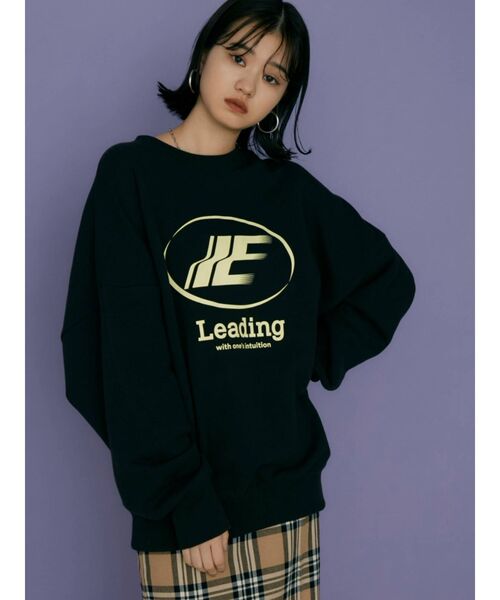 EMODA（エモダ）の「エンブレムモチーフスウェット（スウェット・レディース・ホワイト/ブラック/グレー/ブルー・FREE）」の10枚目の写真