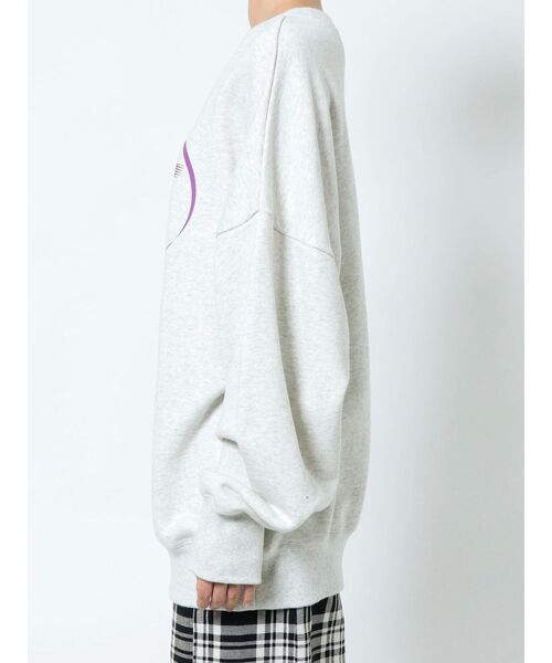 EMODA（エモダ）の「エンブレムモチーフスウェット（スウェット・レディース・ホワイト/ブラック/グレー/ブルー・FREE）」の19枚目の写真