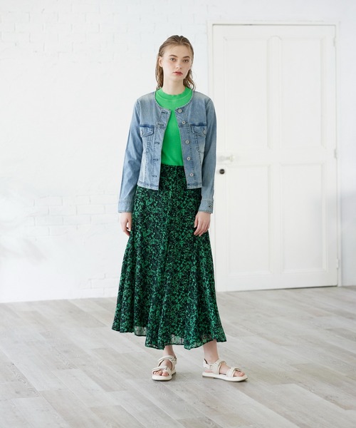 INED CLARO（イネドクラロ）の「フラワープリントマーメイドフレアスカート（スカート・レディース・ブラック/オフホワイト・フリー）」の21枚目の写真