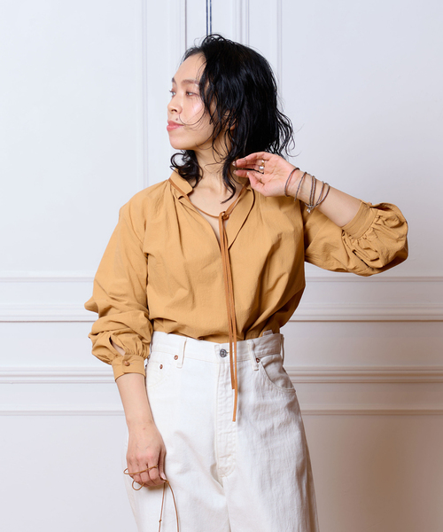 IENA LA BOUCLE(イエナラブークル)の「IENA LA BOUCLE ダンプワッシャーフレアシャツ(シャツ/ブラウス・レディース・ホワイト/キャメル/パープル・FREE)」の9枚目の写真