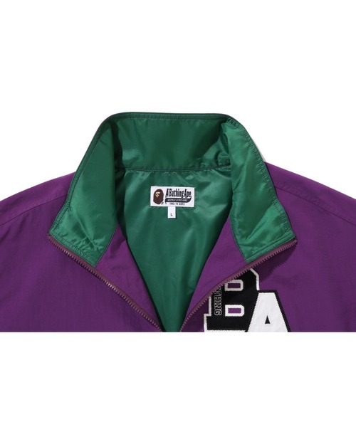 A BATHING APE ナイロンジャケット 紫/黄緑 A BATHING APE（アベイシングエイプ）の「MULTI MOTIF LOOSE FIT LIGHT