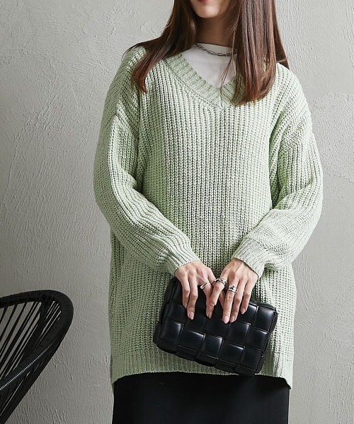 Soiunique（スワユニーク）の「オーバーサイズＶネックリブニット ［Soiunique］（ニット/セーター・レディース・ピンクベージュ/グレイッシュベージュ/ライトグリーン/アイボリー・M）」の18枚目の写真
