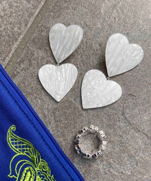 Casselini（キャセリーニ）の「Casselini(キャセリーニ)ハートアクリルピアス（ピアス（両耳用）・レディース・ホワイト/ブラウン/オレンジ・FREE）」の9枚目の写真