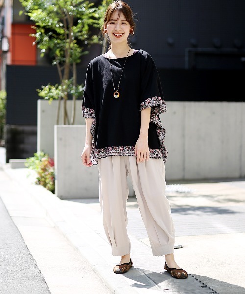 チチカカ(チチカカ)の「柄切替スクェアポンチョプルオーバー(Tシャツ/カットソー・レディース・ブラック/グレー/オレンジ・FREE)」の6枚目の写真