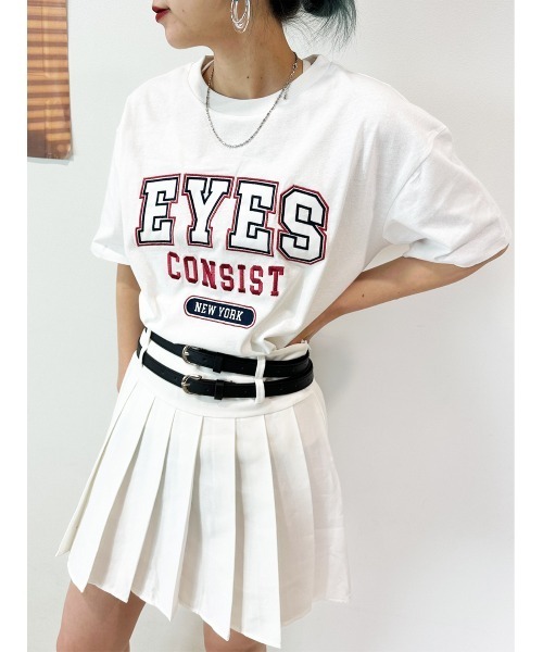 CECIL McBEE(セシルマクビー)の「ワッペン刺繍ロゴクロップドTシャツ(Tシャツ/カットソー・レディース・オフホワイト/アイボリー/チャコールグレー・LARGE/MEDIUM)」の4枚目の写真