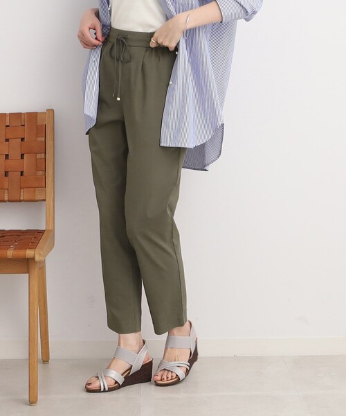 DRESKIP（ドレスキップ）の「◆【接触冷感/ストレッチ】オンにもオフにも 大人きれいなイージーテーパ－ドパンツ（その他パンツ・レディース・ライトブルー/ブラック/カーキ/ベージュ・02/03/04）」の14枚目の写真