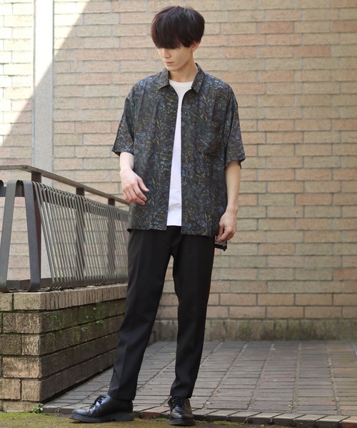 SITRY（シトリー）の「Oversize Drop shoulder rayon print open collar shirt/オーバーサイズ ドロップショルダー  プリント オープンカラーシャツ（シャツ/ブラウス・メンズ・ホワイト系その他/ブラウン系その他/ベージュ系その他/ブルー系その他/イエロー系その他/ブラック系その他・L/M）」の21枚目の写真