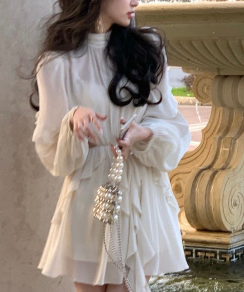 大人のフェミニン。ハーフハイネックシースルーフレアワンピース