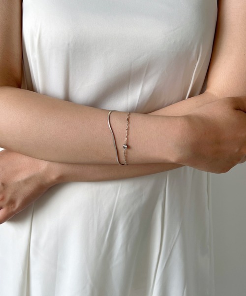 iso（イソ）の「2連ビジューチェーンブレスレット/ステンレス（ブレスレット・レディース・シルバー/ゴールド・FREE）」の9枚目の写真