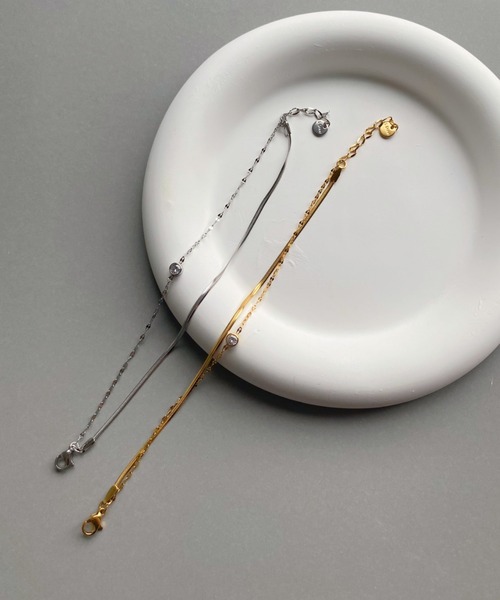 iso（イソ）の「2連ビジューチェーンブレスレット/ステンレス（ブレスレット・レディース・シルバー/ゴールド・FREE）」の19枚目の写真