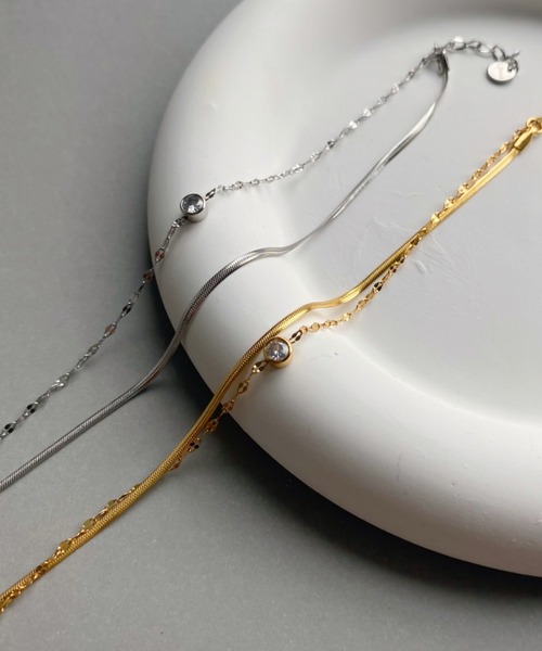 iso（イソ）の「2連ビジューチェーンブレスレット/ステンレス（ブレスレット・レディース・シルバー/ゴールド・FREE）」の17枚目の写真