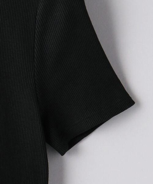 美品　ユナイテッドアローズ　Vネック フィット＆フレア タフタ ワンピース　黒 UNITED ARROWS（ユナイテッドアローズ）の「V ネック フィット