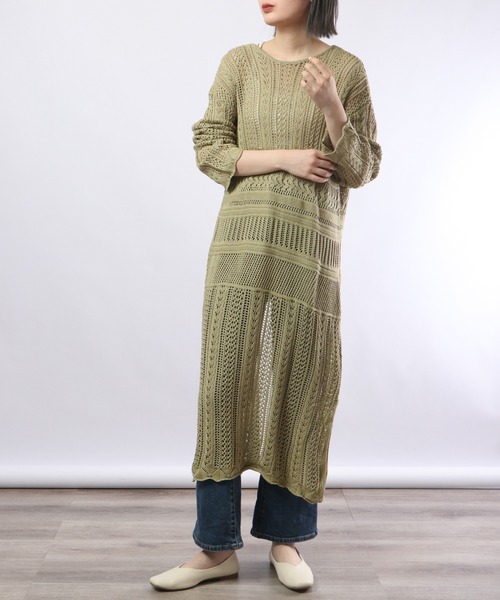 Chiaro(キアロ)の「chiaro 前後着用2WAY 透かし編み ニット ワンピース(ワンピース・レディース・グレイッシュベージュ/オリーブ/アイボリー・FREE)」の10枚目の写真
