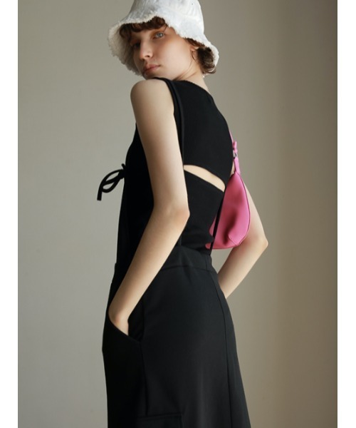 AMAIL（アマイル）の「Back slit pat cloth（タンクトップ・レディース・レッド/ホワイト/ブラック/ブルー・FREE）」の12枚目の写真