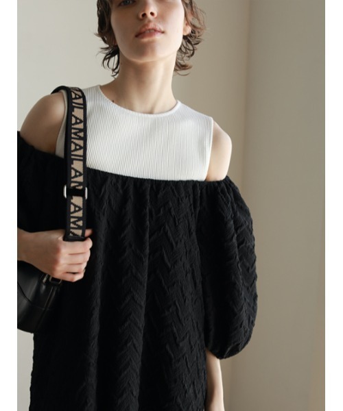 AMAIL（アマイル）の「Back slit pat cloth（タンクトップ・レディース・レッド/ホワイト/ブラック/ブルー・FREE）」の18枚目の写真