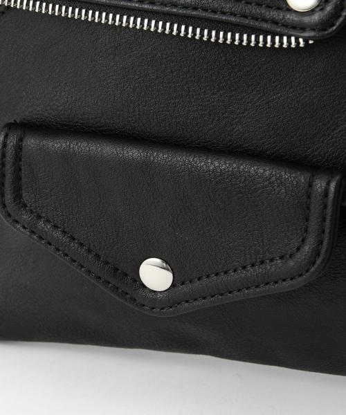 Ray BEAMS(レイビームス)の「Casselini / ライダース クラッチ(クラッチバッグ・レディース・ブラック・ONE SIZE)」の7枚目の写真