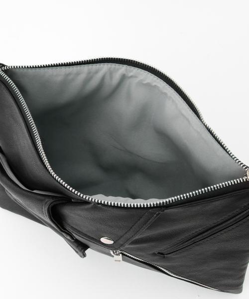 Ray BEAMS(レイビームス)の「Casselini / ライダース クラッチ(クラッチバッグ・レディース・ブラック・ONE SIZE)」の8枚目の写真
