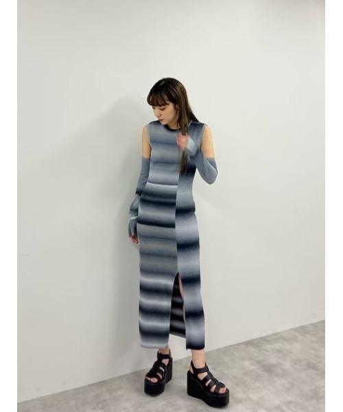 SLY（スライ）の「GRADATION ARM COVER グラデーション アームカバー セットアップ可能（アームカバー・レディース・ブラック系その他2/ピンク系その他・FREE）」の19枚目の写真