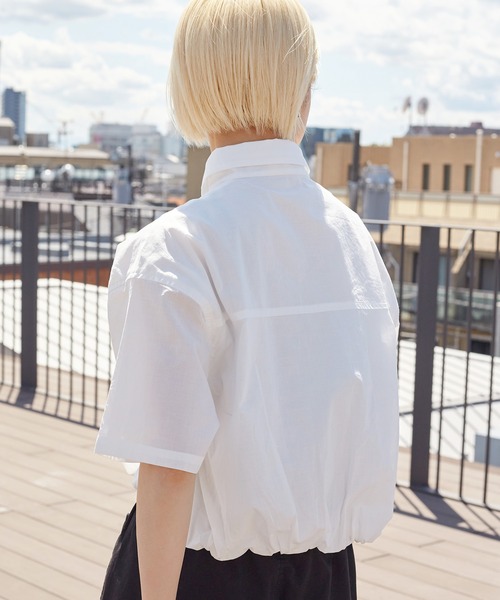 w closet（ダブルクローゼット）の「クロップド半袖シャツ（シャツ