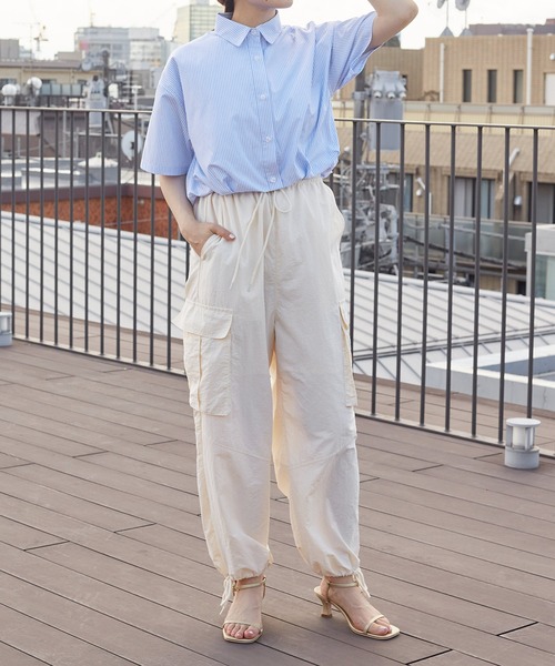w closet（ダブルクローゼット）の「クロップド半袖シャツ（シャツ/ブラウス・レディース・オフホワイト/ストライプ/チェック・FREE）」の14枚目の写真