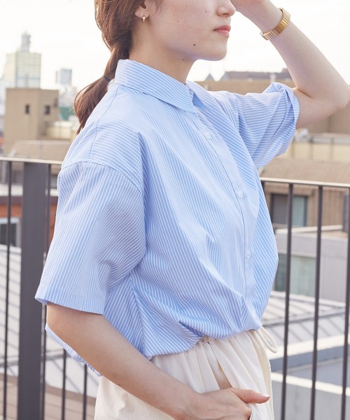 w closet（ダブルクローゼット）の「クロップド半袖シャツ（シャツ/ブラウス・レディース・オフホワイト/ストライプ/チェック・FREE）」の19枚目の写真