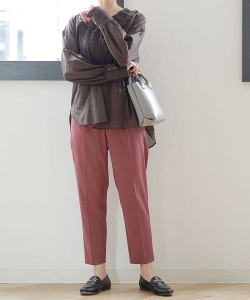 NANO universe（ナノユニバース）の「【WEB限定】【骨格ウェーブ】ストレッチテーパードパンツ（その他パンツ・レディース・ダークベージュ/ライトイエロー/ライトベージュ/ブラック/ネイビー/ピンク系その他/ブルーグリーン・マルチサイズ）」の7枚目の写真