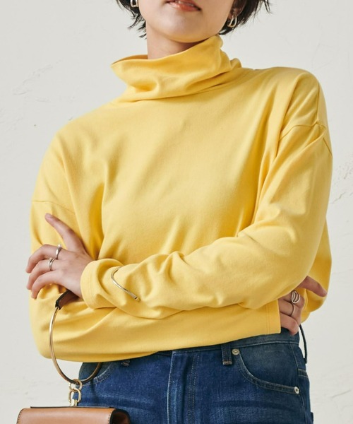 RANAN（ラナン）の「[サスティナブル]綿100％　吸湿発熱タートルネック長袖プルオーバー（Tシャツ/カットソー・レディース・オレンジ/ブラック/オフホワイト/ブルー/ライトグレー/チャコール/パープル/ブラウン/グリーン/イエロー/テラコッタ・M/LL/L）」の10枚目の写真