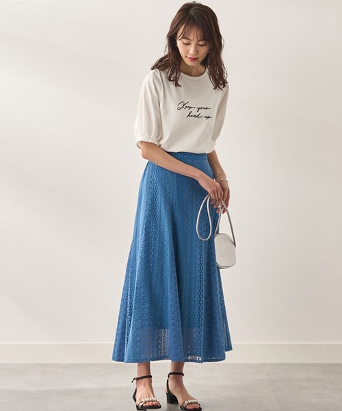 BELLUNA PLUS(ベルーナ)の「レース切替デザインフレアースカート(スカート・レディース・アイボリー/ブラック/ブルー・MEDIUM/LARGE/X-LARGE)」の12枚目の写真