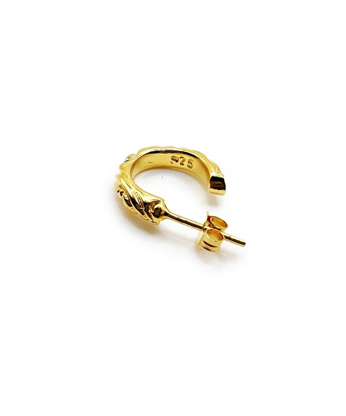 THEATER(シアター)の「THEATER シアター アラベスクデザインフープハーフピアス”GOLD”(ピアス(両耳用)・レディース・ゴールド・FREE)」の4枚目の写真